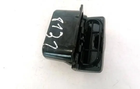 Car ashtray