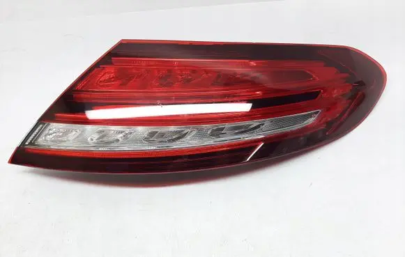 Mercedes-Benz C W205 Rear/tail lights A2059063405