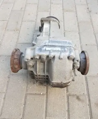 Audi A5 8T 8F Rear differential 111310789