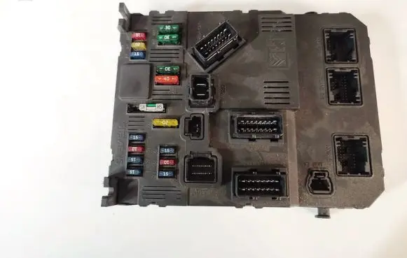 Citroen C3 Comfort/convenience module 