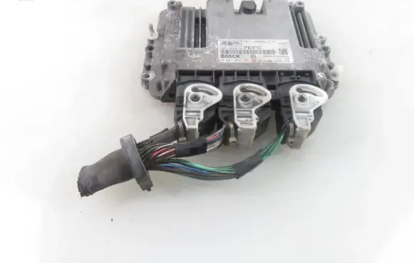 Ford Focus Engine control unit/module 0281012487 7M5112A650UC