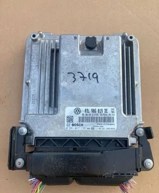 Seat Exeo (3R) Wing mirror control module 03L906019DE