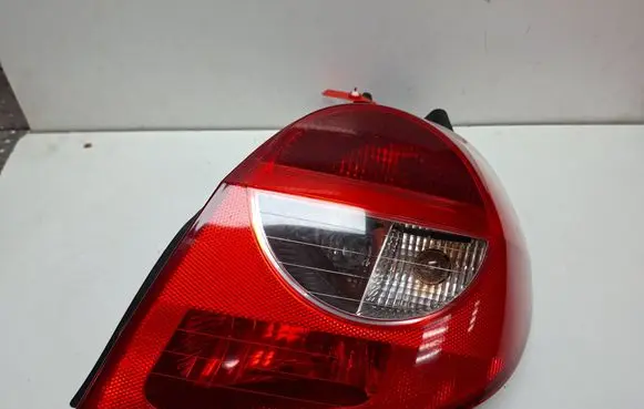 Renault Clio III Rear/tail lights S27639686 89035080