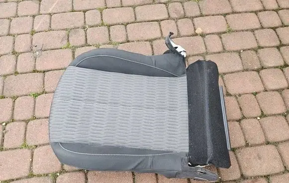 Opel Corsa F Front driver seat OPELCZESCI.com-E91