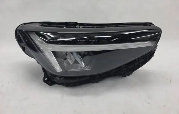 Volvo XC40 Headlight/headlamp 32338909
