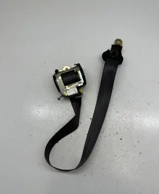 Audi A4 S4 B5 8D Front seatbelt 8D0857705D