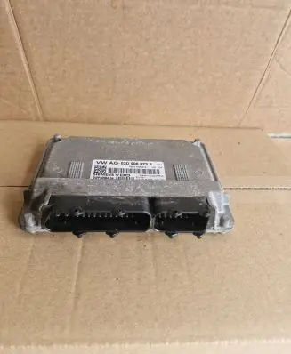 Volkswagen Fox Engine control unit/module 03D906023B 5WP4050404 SM0SS1
