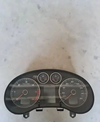 Audi A3 S3 A3 Sportback 8P Speedometer (instrument cluster) 8P0920983 D0H04003 76010020