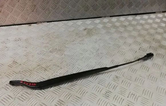 Opel Mokka X Front wiper blade arm