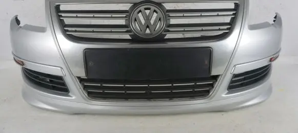 Volkswagen PASSAT B6 Front bumper 3C0805903B 3C0807221A