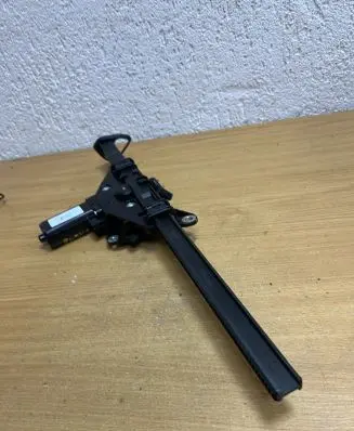 Mercedes-Benz E A207 Seat belt adjustment motor A2078600282 F1648