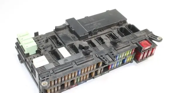 BMW X5 E53 Fuse box set 8380405