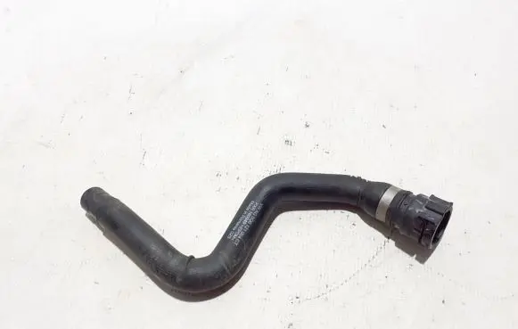 Cupra Formentor Engine coolant pipe/hose 5Q0121064CT