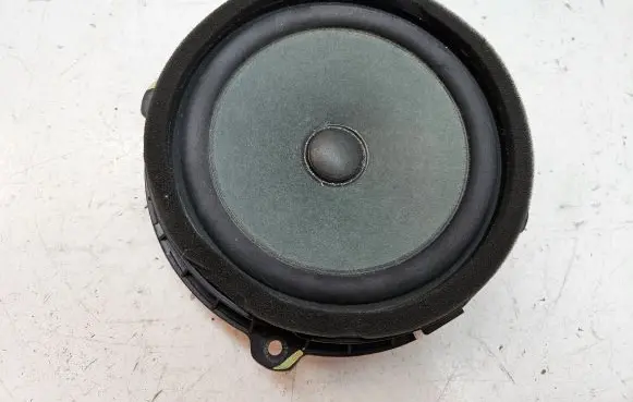 KIA Sportage Front door speaker 96330D9000