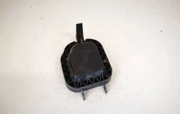 Ford Focus Headlight/headlamp dust cover 0374d