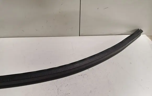 Audi A5 8T 8F Engine compartment rubber 8T0823723B