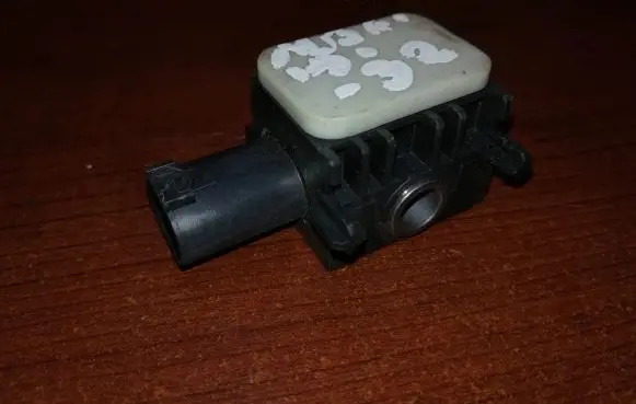 Mercedes-Benz S W221 Airbag deployment crash/impact sensor A0038202826