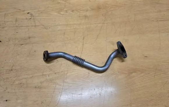 Mazda CX-7 EGR valve line/pipe/hose