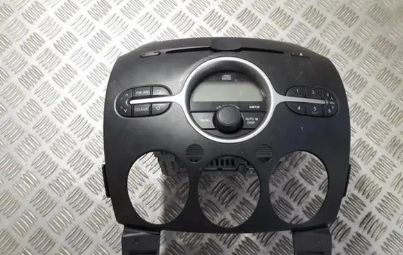 Mazda 2 Radio/CD/DVD/GPS head unit dl4066ar0 14797726