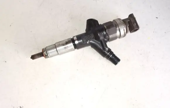Subaru Outback Fuel injector 16613AA030