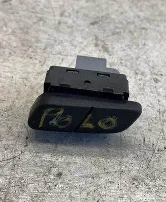 Volkswagen Polo IV 9N3 Central locking switch button 