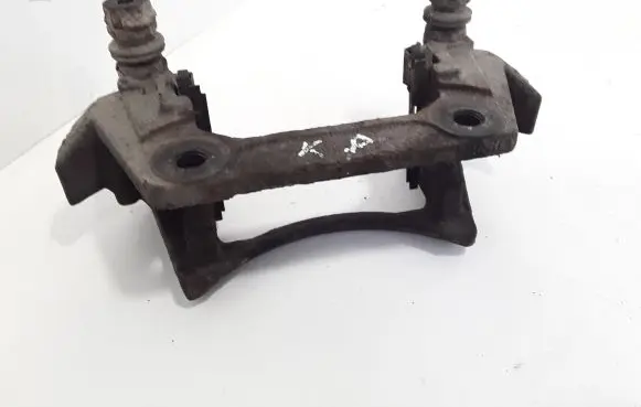 Mercedes-Benz A W169 Front Brake Caliper Pad/Carrier 