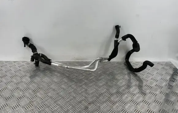 Mercedes-Benz C W205 Engine coolant pipe/hose A2055061960