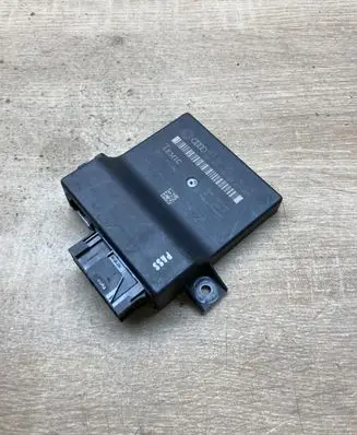 Audi A6 S6 C6 4F Gateway control module 4F0907468D 4F0910468A