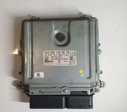 Mercedes-Benz Vito Viano W639 Engine control unit/module A6461500678 0281013784