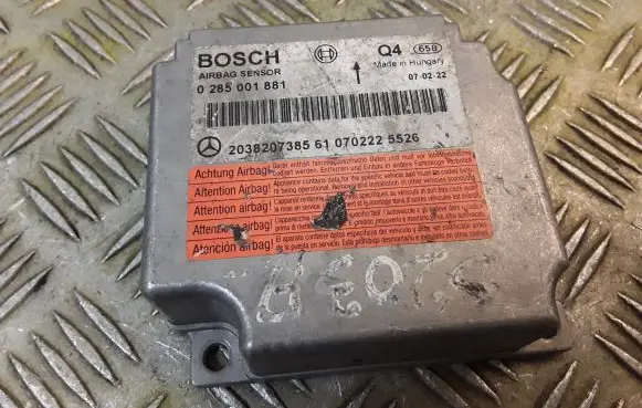 Mercedes-Benz C W203 Airbag control unit/module 0285001881