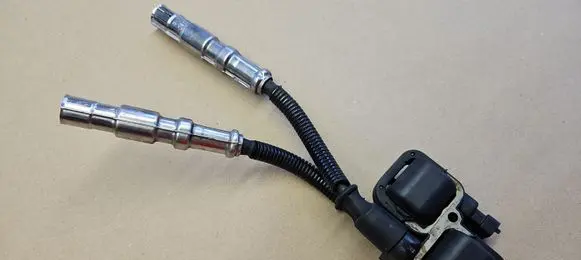 Mercedes-Benz SL R230 High voltage ignition coil A0001587803 0221503035 1121500118