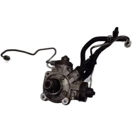 Audi Q5 SQ5 Fuel injector supply line/pipe 