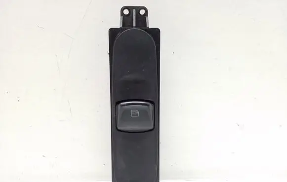 Mercedes-Benz Vito Viano W639 Electric window control switch A6395451413