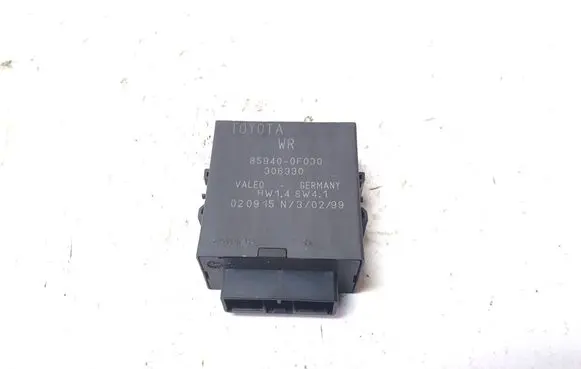Toyota Avensis T270 Window wiper relay 859400F030