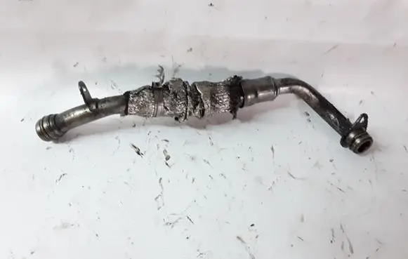 Audi A6 S6 C6 4F Turbo turbocharger oiling pipe/hose 059145735N