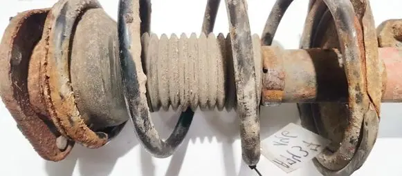 Toyota Avensis T250 Front coil spring