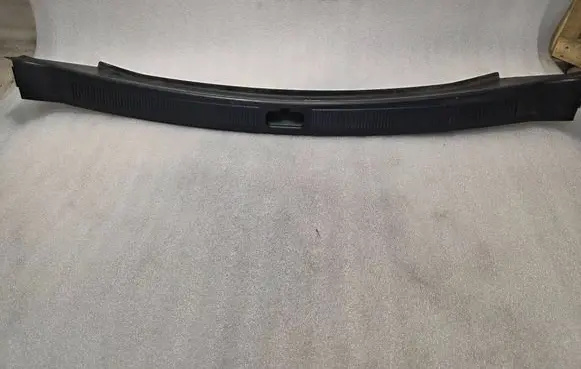 Audi A8 S8 D2 4D Trunk/boot sill cover protection 4D0863485A