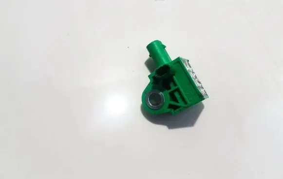 Volkswagen Golf VI Airbag deployment crash/impact sensor 5k0959351