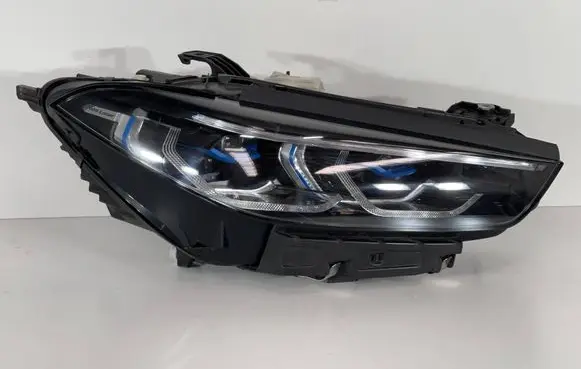 BMW 8 G14 Headlight/headlamp 8082644