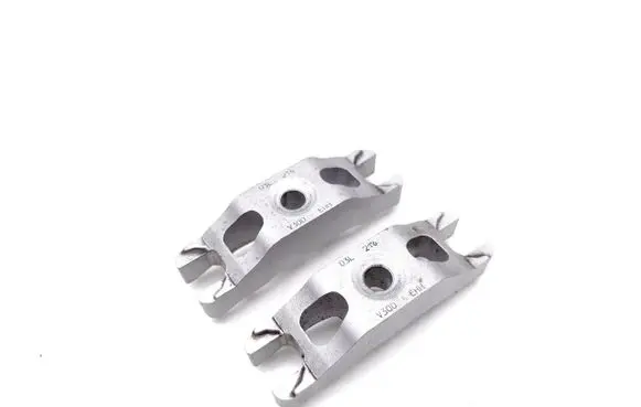Skoda Octavia Mk2 (1Z) Fuel Injector clamp holder 03L216