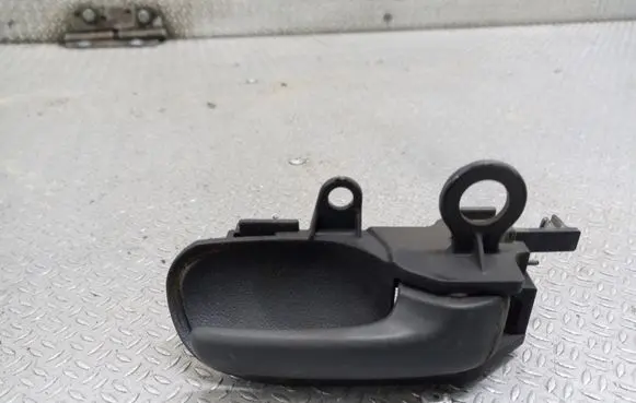 Toyota Yaris Front door interior handle