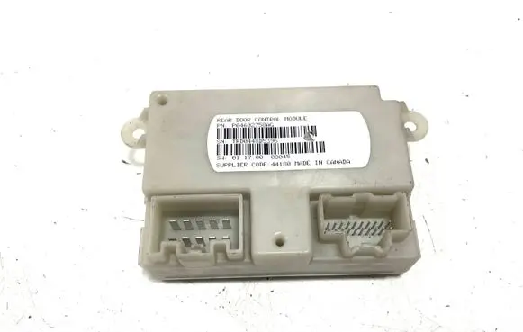 Chrysler Town & Country V Door control unit/module P04602758AG TRD0448D5396 08045