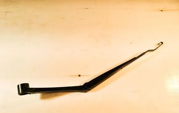 Hyundai Tucson TL Front wiper blade arm B8880 26114