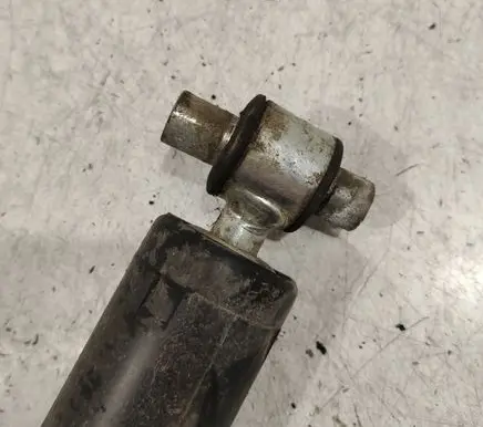 Ford Focus Rear shock absorber/damper 27M50A