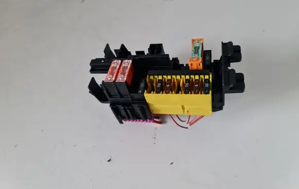 Mercedes-Benz E W213 Fuse module A2059067200