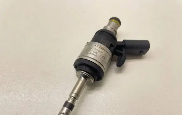 Skoda Kodiaq Fuel injector 06Q906036A 06Q906A01 22082127170