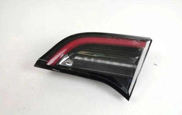 Tesla Model Y Tailgate rear/tail lights 150208900C