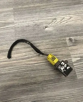 Mercedes-Benz C W204 Airbag deployment crash/impact sensor A2048201985 04896011AB 5WK43584