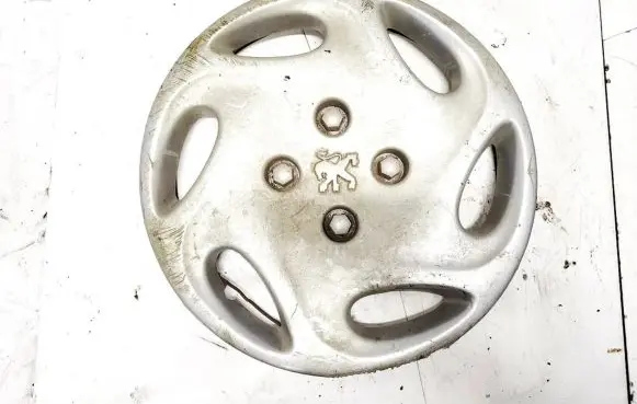 Peugeot 206 R15 wheel hub/cap/trim 9628918177