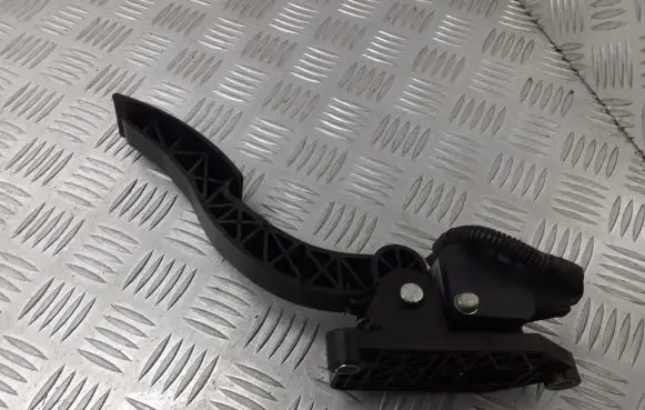Hyundai Getz Accelerator throttle pedal 32726-1C800